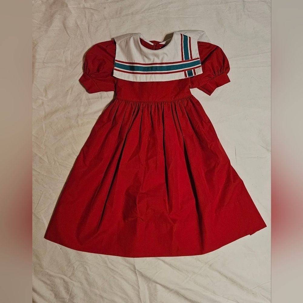 💜💕 Girls Dress Monday's Child Size 6 Short Sleeve Style Vintage💜🩷‎